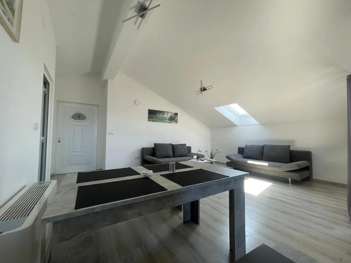 Apartments Villa M&M Bibinje