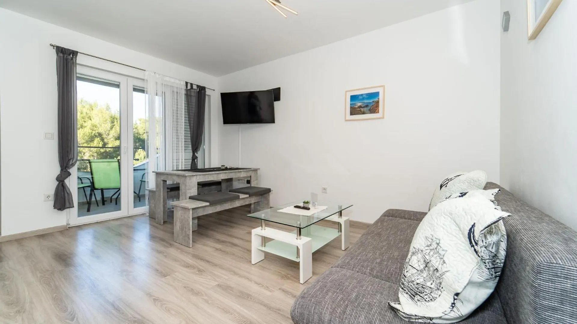 Apartments Villa M&M Bibinje