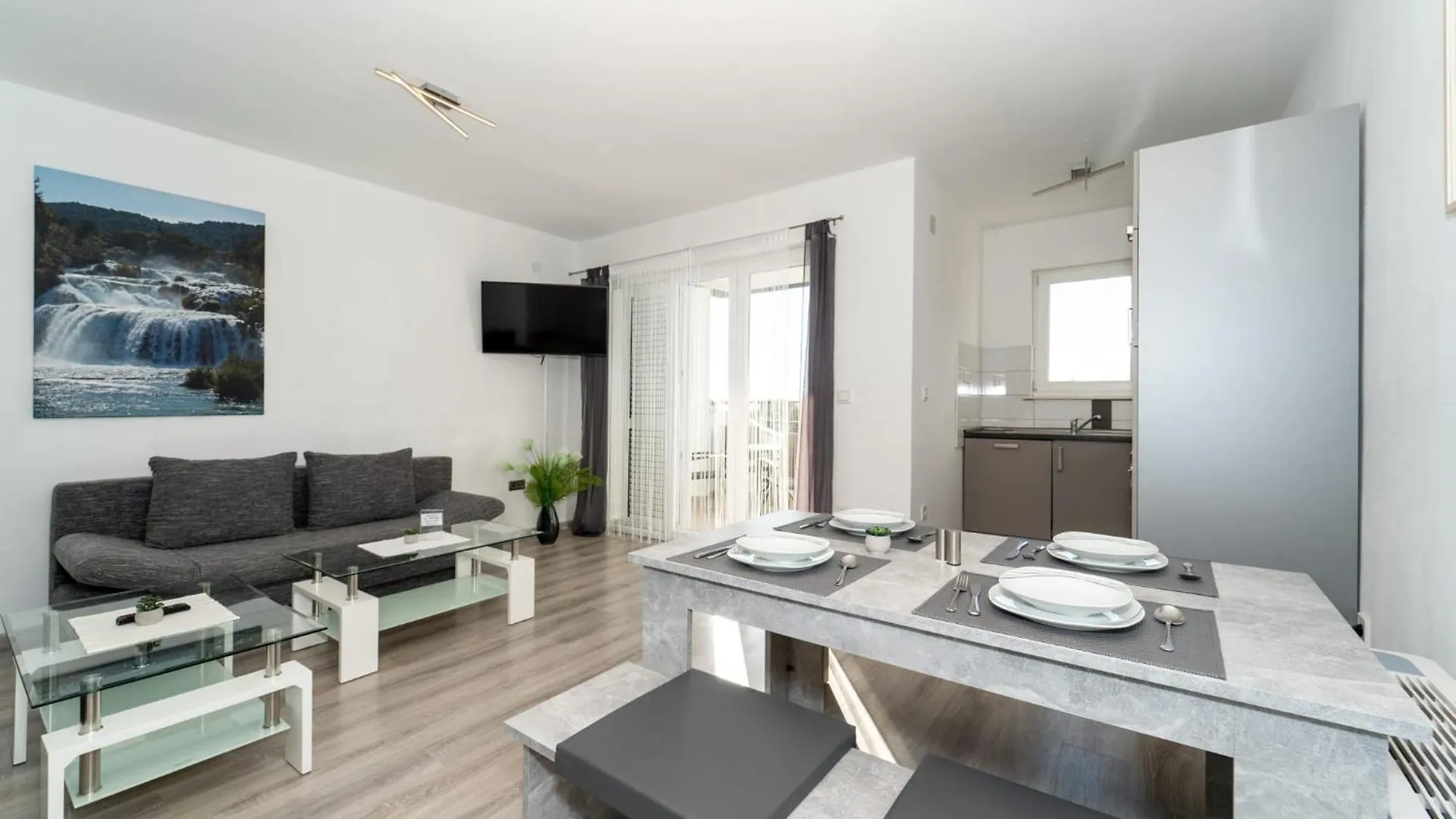 Apartments Villa M&M Bibinje
