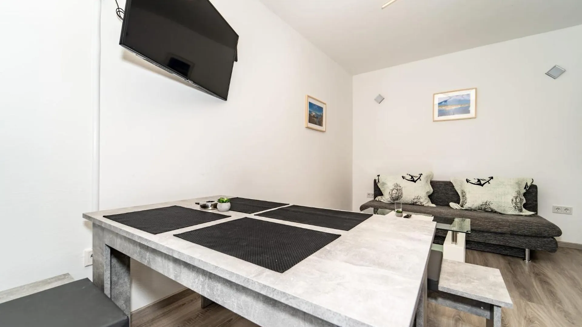 Apartments Villa M&M Bibinje